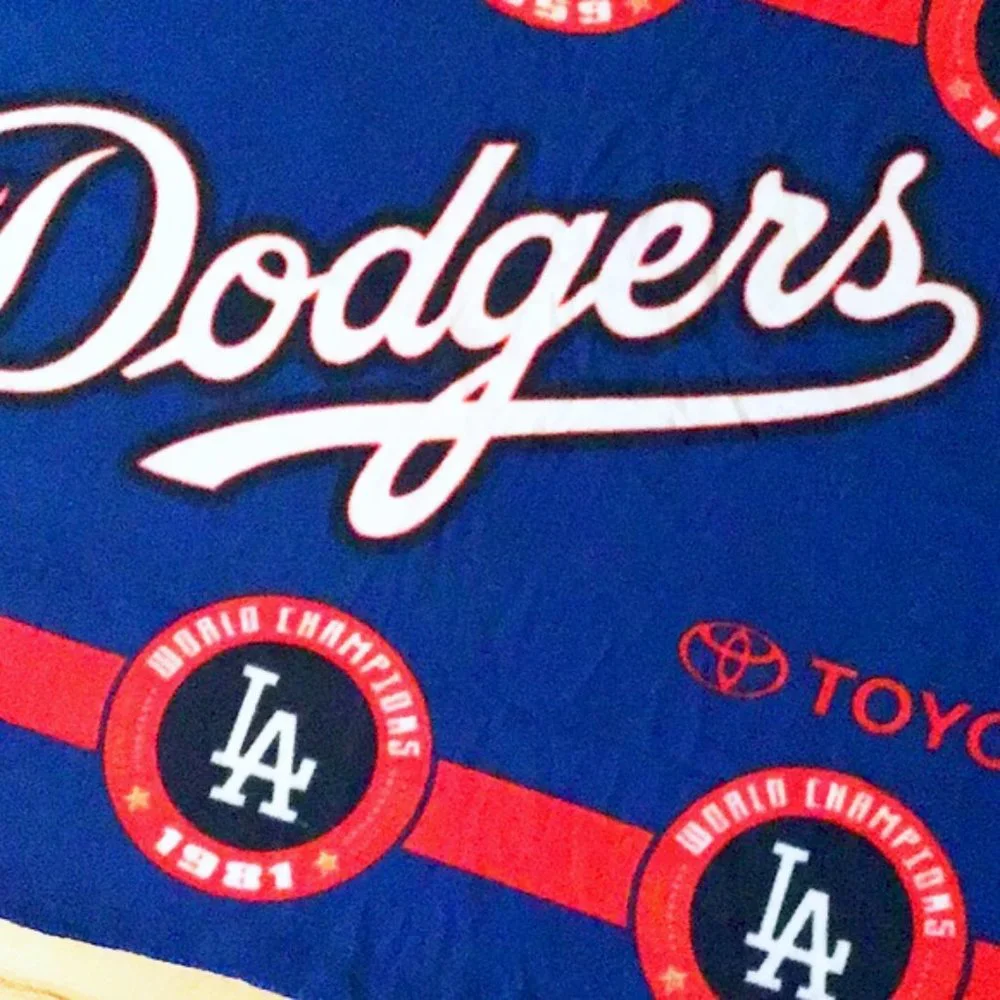 L.A. DODGERS WORLD CHAMPIONS BLANKET THE DODGERS MLB BASEBALL LOS ANGELES THROW